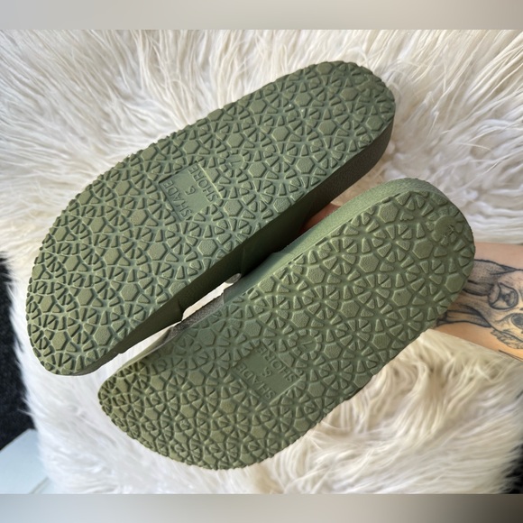 Olive Sage Green Slide Sandals - Picture 6 of 8